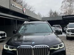 Сүрөт унаа BMW X7