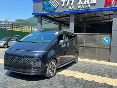 Сүрөт унаа Hyundai Staria