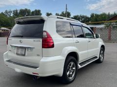 Photo of the vehicle Lexus GX