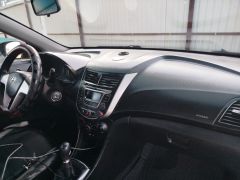 Фото авто Hyundai Solaris