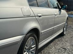 Photo of the vehicle BMW 5 Series