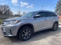 Photo of the vehicle Toyota Highlander