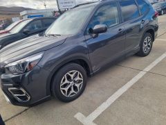 Photo of the vehicle Subaru Forester