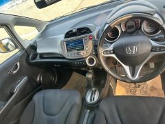 Сүрөт унаа Honda Fit