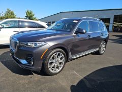 Photo of the vehicle BMW X7