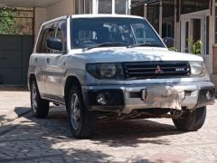 Сүрөт унаа Mitsubishi Pajero iO