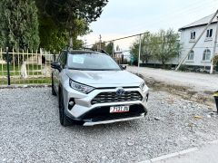 Сүрөт унаа Toyota RAV4