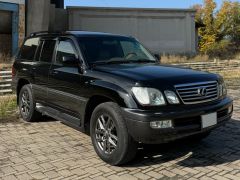 Photo of the vehicle Lexus LX