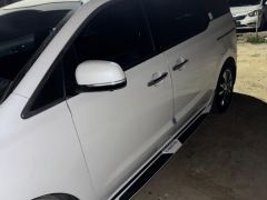 Photo of the vehicle Kia Carnival