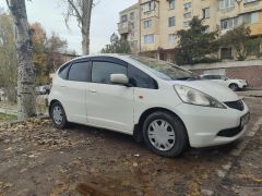 Photo of the vehicle Honda Fit