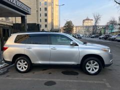 Фото авто Toyota Highlander