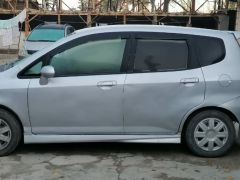 Photo of the vehicle Honda Fit