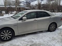 Photo of the vehicle Toyota Crown