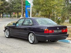 Photo of the vehicle BMW 5 Series