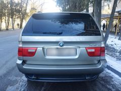 Photo of the vehicle BMW X5