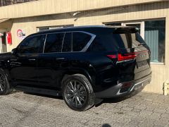 Photo of the vehicle Lexus LX