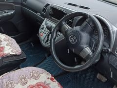 Сүрөт унаа Toyota Wish