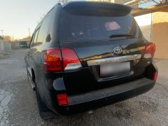 Photo of the vehicle Toyota Land Cruiser