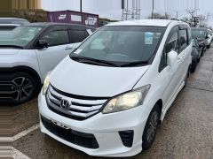 Фото авто Honda Freed