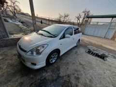 Фото авто Toyota Wish