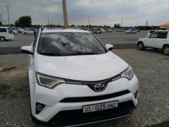 Сүрөт унаа Toyota RAV4