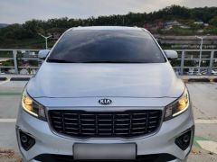 Сүрөт унаа Kia Carnival