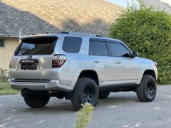 Photo of the vehicle Toyota 4Runner