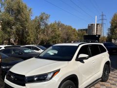 Сүрөт унаа Toyota Highlander