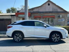 Photo of the vehicle Lexus RX