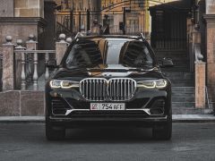 Фото авто BMW X7