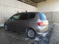 Фото авто Honda Fit