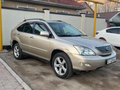 Photo of the vehicle Lexus RX