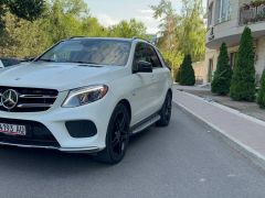 Сүрөт унаа Mercedes-Benz GLE