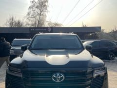 Сүрөт унаа Toyota Land Cruiser