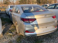 Photo of the vehicle Hyundai Elantra