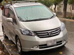 Сүрөт унаа Honda Freed