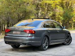 Photo of the vehicle Volkswagen Passat