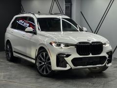 Photo of the vehicle BMW X7