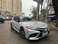 Сүрөт унаа Toyota Camry