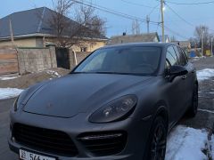 Photo of the vehicle Porsche Cayenne