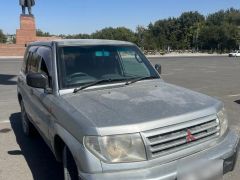 Photo of the vehicle Mitsubishi Pajero iO