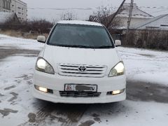 Photo of the vehicle Toyota Ipsum