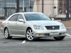 Сүрөт унаа Toyota Crown