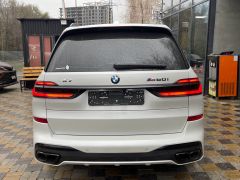 Фото авто BMW X7