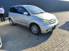 Photo of the vehicle Toyota Ist