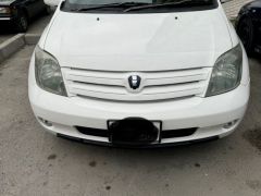 Сүрөт унаа Toyota Ist