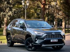 Фото авто Toyota RAV4