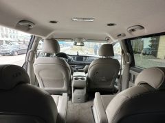 Фото авто Kia Carnival