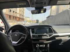 Сүрөт унаа Toyota Highlander