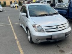 Photo of the vehicle Toyota Ist